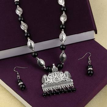 Adjustable Silver Plated With Black Pearl Designer Pendant Mala Set For Women Girl 2