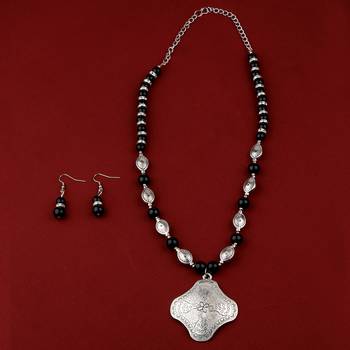 Adjustable Party Wear Silver Plated With Black Pearl  Pendant Mala Set For Women Girl 1