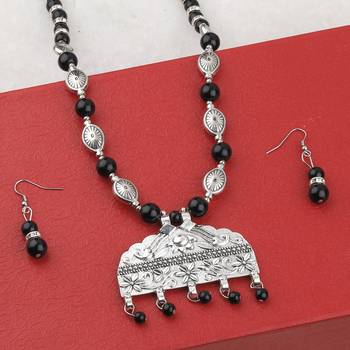 Adjustable Exclusive Silver Plated With Black Pearl  Pendant Mala Set For Women Girl 2