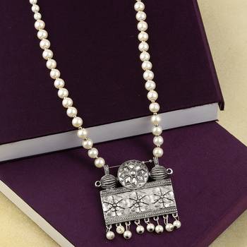 Elegant Silver Plated With Pearl  Pendant Mala Set For Women Girl 3