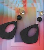 Stylish Dangler Diamond Wooden Earrings  Light Weight For Girls And Women