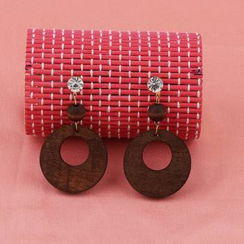 Elegant Dangler Diamond Wooden Earrings For Girls And Women 3