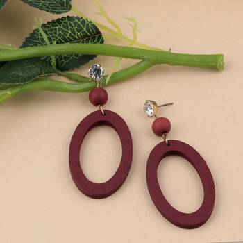 Beautiful Diamond  Wooden Earring For Perfect And Different Look For Women 2