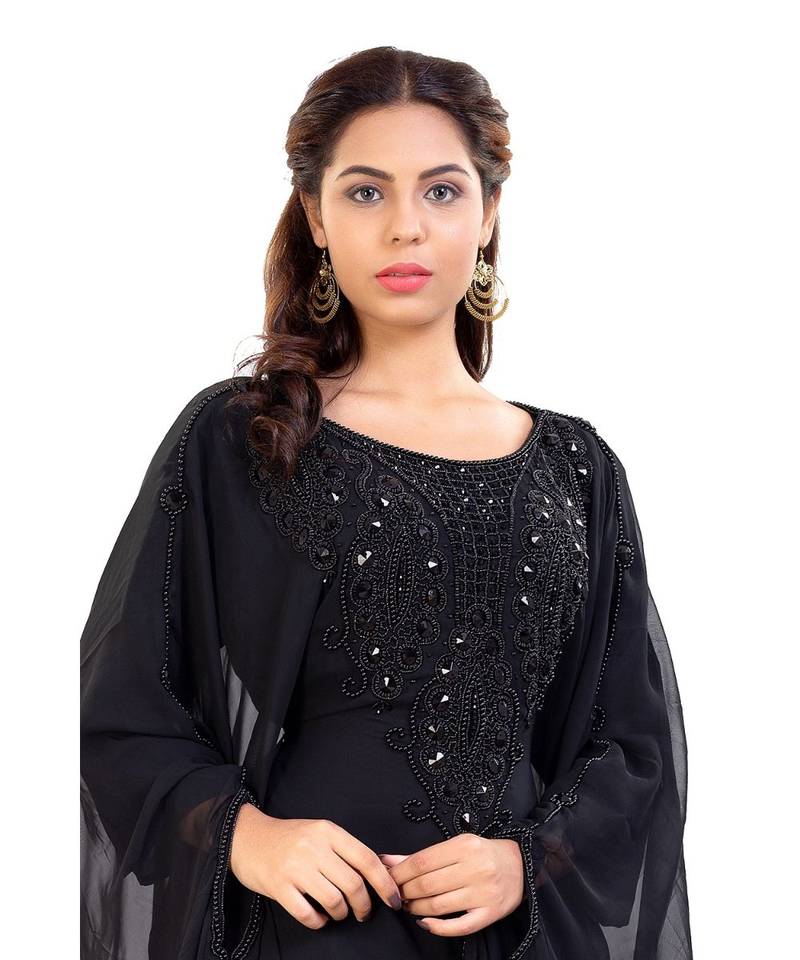 Black Georgette Embroidered Zari Work Islamic Kaftan