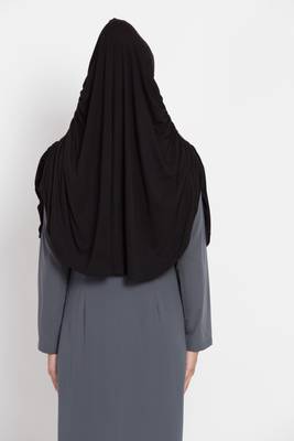 Black Designer Jersey Hijab 4