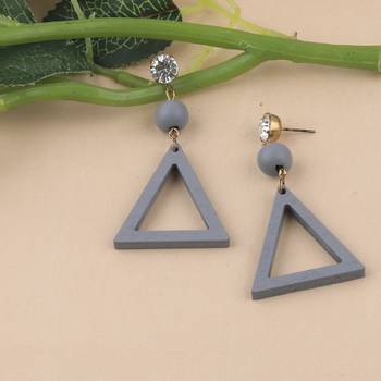 Exclusive Natural Dangler Wooden Earrings For Girls And Women 2