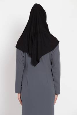 Black Designer Jersey Hijab 3