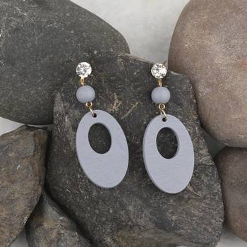 Handmade Stylish Wooden Light Weight Earrings For Girls And Women. 4