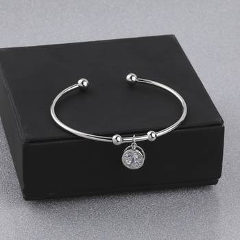 Party Wear Elegant Look Adjustable Bracelet With Diamond For Women Girls 2