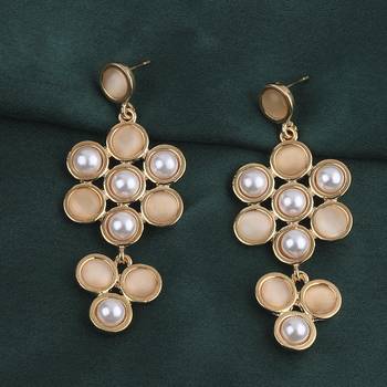 Fashion Delicated Patry Wear Pearl Earring For Women Girl 4