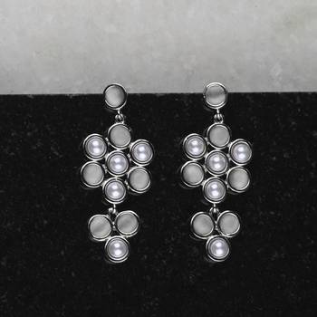 Fashion Stylish Silver Pearl Earring For Women Girl 1