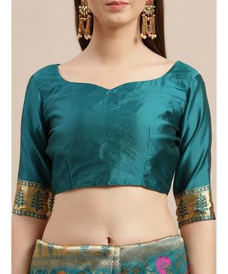 Green printed Silk blend saree with blouse 3