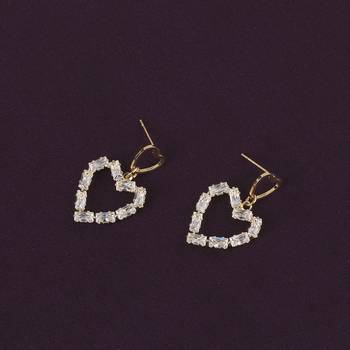 Gold Plated Elegant Party Wear Heart Shape Stud Earring For Women Girl 2
