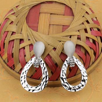 Silver Plated Stylish Diamond Dangle Earring For Women Girl 1