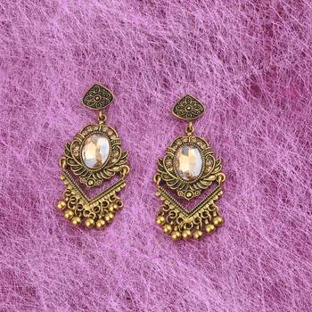 Atrractive Delicated Patry Wear Golden Dangle Earring For Women Girl 3