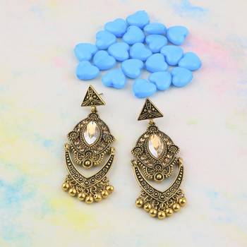 Fashion Delicated Patry Wear Golden Dangle Earring For Women Girl 4