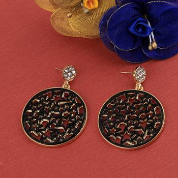 Gold Black Plated Elegant Stylish Earring For Women Girl 2