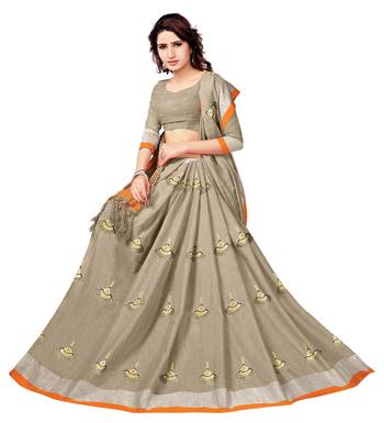 Grey embroidered linen saree with blouse 4