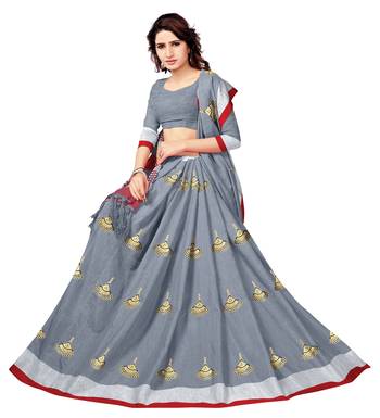 Grey embroidered linen saree with blouse 4
