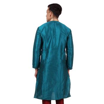 Green embroidered raw silk kurta-pajama 3