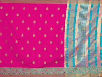 Kimisha Magenta Art Silk Jacquard Saree With Running Blouse 4