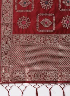 Women Maroon Color Woven Banarasi Dupatta 2