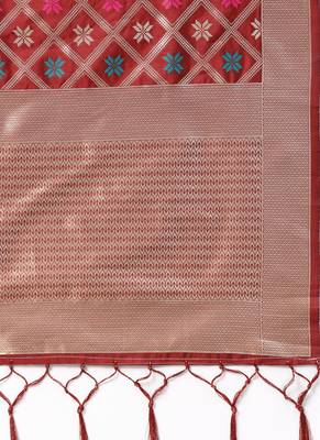 Women Maroon Color Woven Banarasi Dupatta 2