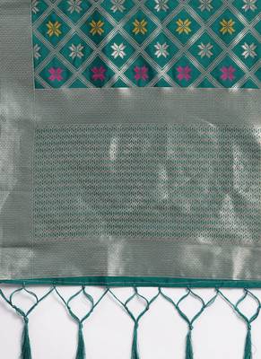 Women green Color Woven Banarasi Dupatta 2