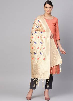 Women Cream Color Woven Banarasi Dupatta 1
