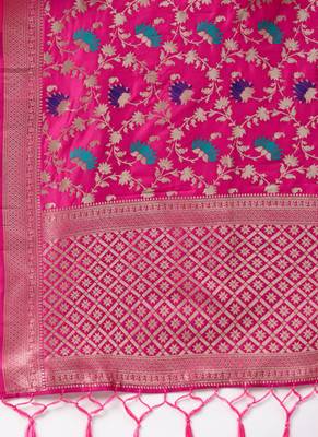 Women Rani Pink Color Woven Banarasi Dupatta 2