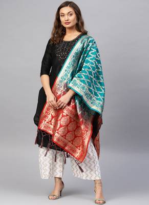 Women green and Red Woven Banarasi Dupatta 1