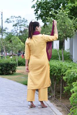Yellow Stylish Women Reyon Flax Heavy Block Printed kurta Palazzo set with Block print naznin Duppata 4