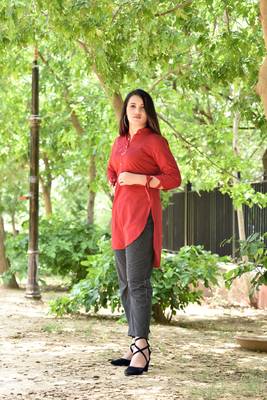 Maroon Stylish Solid Women Crape Kurta 1