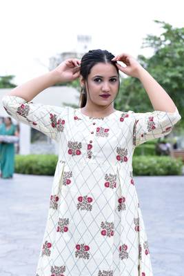 Beige Styllish Women Beige Printed A-Line Cotton  Kurta with Solid Brown  pallazo set 4