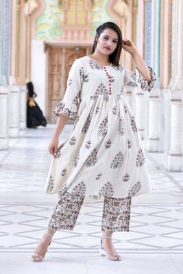 off white Stylish women pure  Cotton  Floral Printed Kurta with Pallazo  Set 1