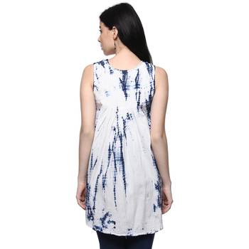 Handcrafted White & Blue A-Line Pure Cotton Kurti 3