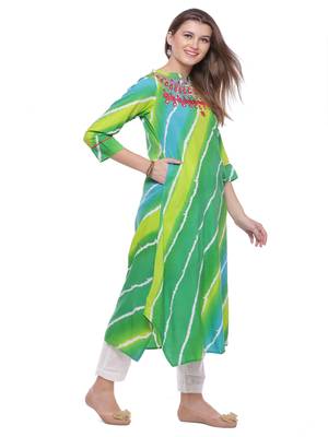 Geroo Jaipur Green embroidered rayon ethnic-kurtis 2