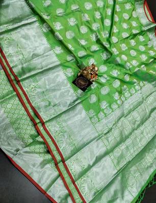 green woven art silk saree with blouse 1