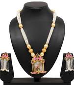 Pink necklace-sets