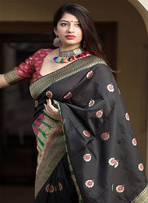 Black woven banarasi silk saree with blouse 3