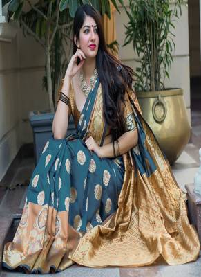Grey woven banarasi silk saree with blouse 2