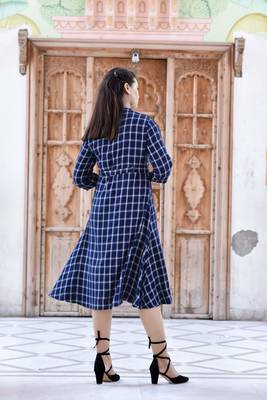 Blue Stylish Women Black A-line Kurti with Checks 4