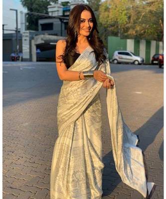 white Digital printed Rangoli Silk partywear Bollywood  saree with blouse 1
