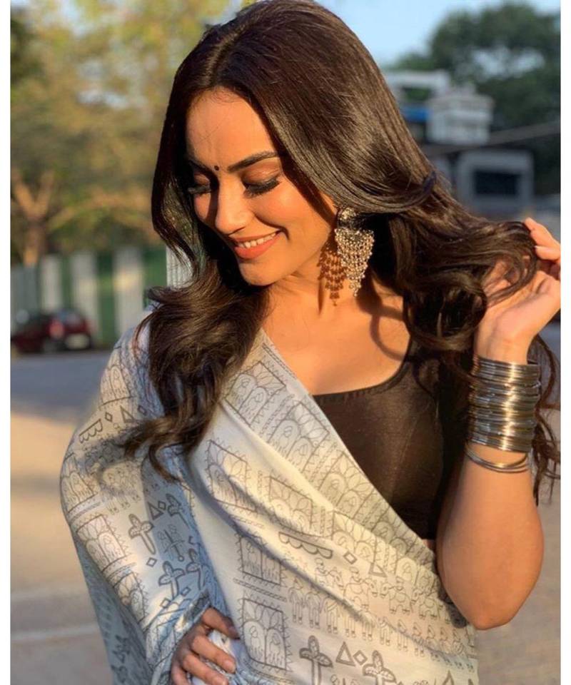 white Digital printed Rangoli Silk partywear Bollywood  saree with blouse