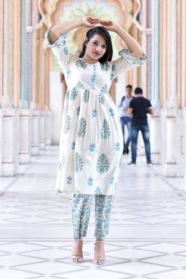 off white Stylish women pure  Cotton  Floral Printed Kurta with Pallazo  Set 1