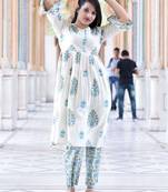 off white Stylish women pure  Cotton  Floral Printed Kurta with Pallazo  Set