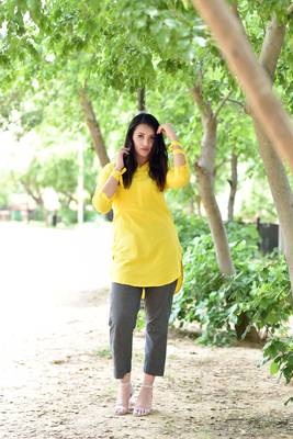 Yellow Stylish Solid Women Crape Kurta 1