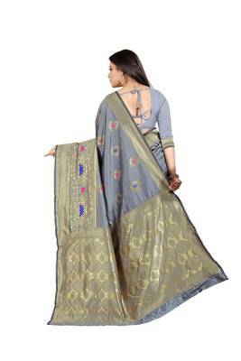 Grey Woven Cotton Silk Saree With Blouse 3