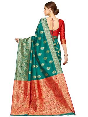Green Woven Cotton Silk Saree With Blouse 3