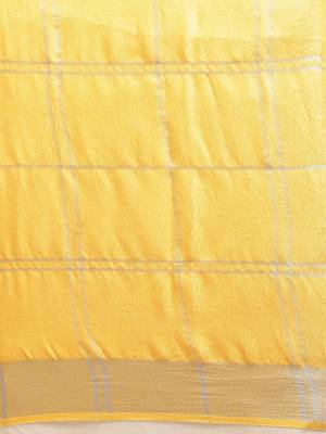 Yellow woven linen saree with blouse 3